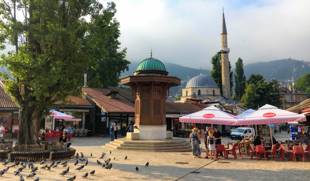 Bussing around the Balkans Slovenia Croatia Bosnia & Herzegovina Serbia Kosovo Montenegro Macedonia Albania Bulgaria Ultimate guide to bus around Balkan countries