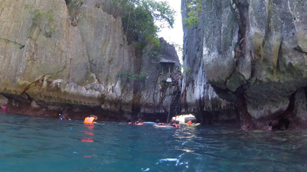 best coron island hopping tour