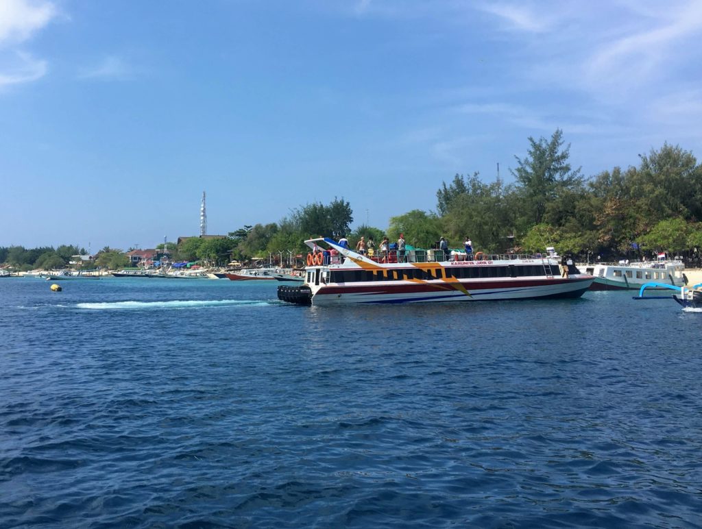 Karuniya jaya Fast Boat from Bali to Gili Air