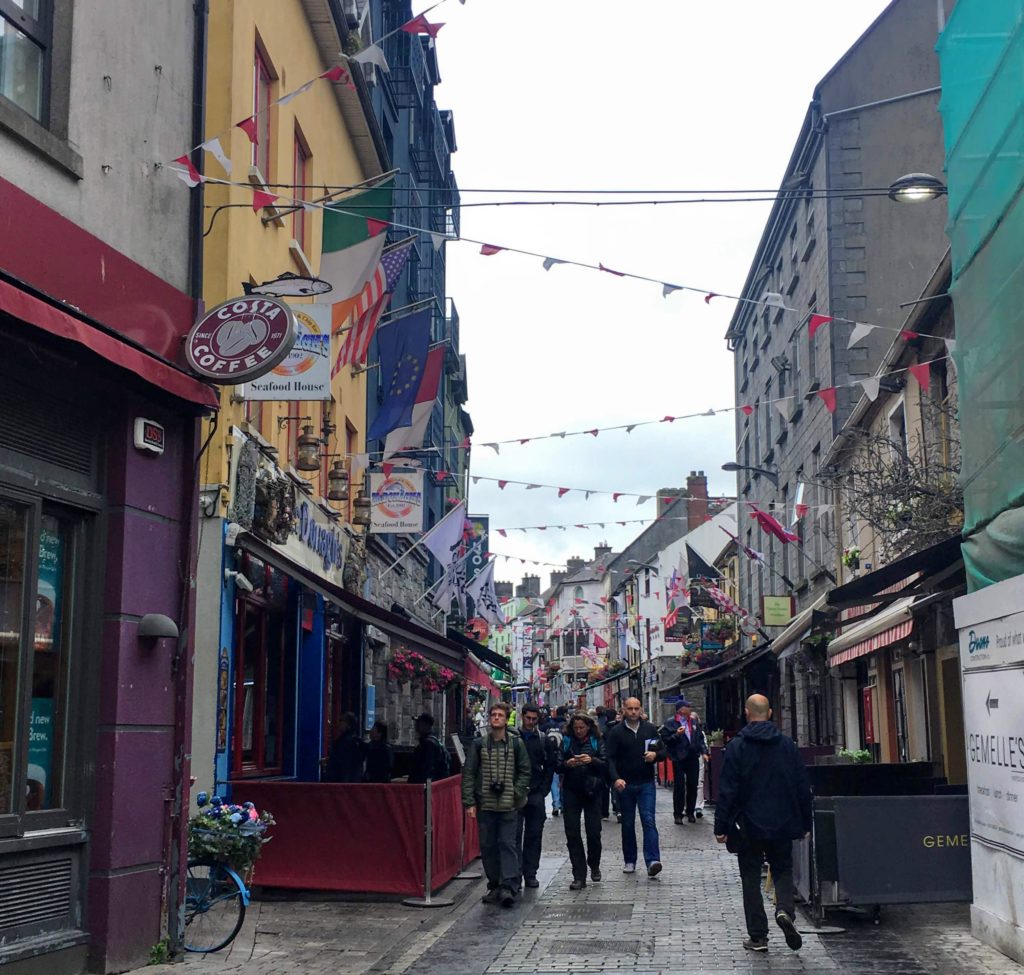 Three Days in Ireland Itinerary. Things to do in Dublin, Galway, and tour to the Cliffs of Moher