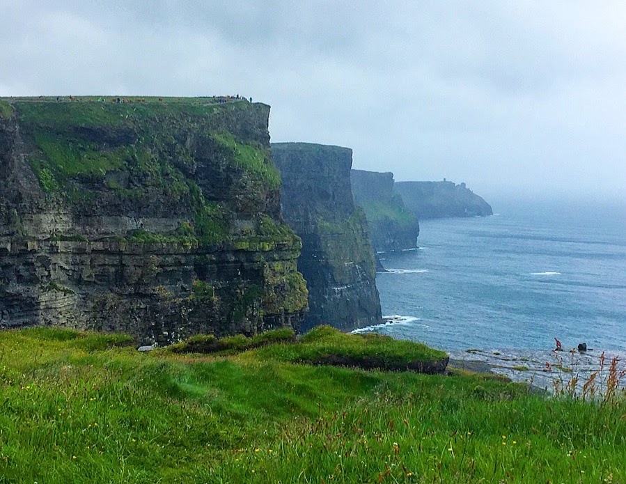 Three Days in Ireland Itinerary. Things to do in Dublin, Galway, and tour to the Cliffs of Moher