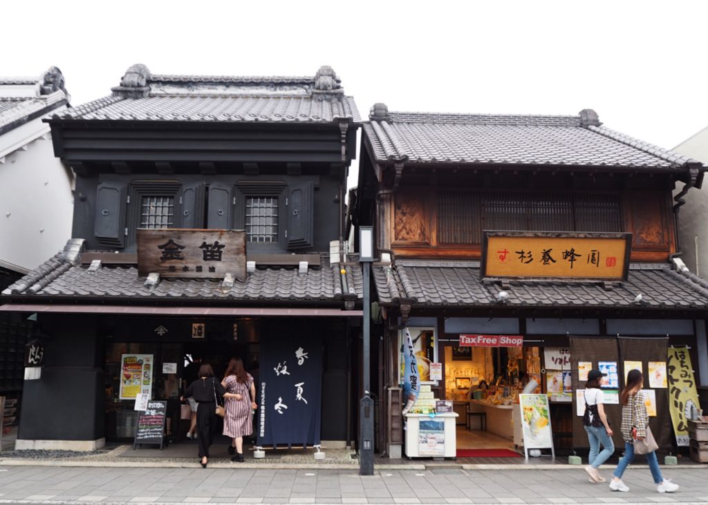 Kawagoe Saitama Day Trip from Tokyo, how to get there from Ikebukuro, see the clock tower, candy alley, kane no toki, and Little Edo in Kawagoe, a half day or full day trip from Tokyo