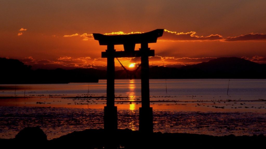 Miyajima sunset Miyajima island guide japan, things to do, viewpoint, how to get to Miyajima from Hiroshima, day trip guide