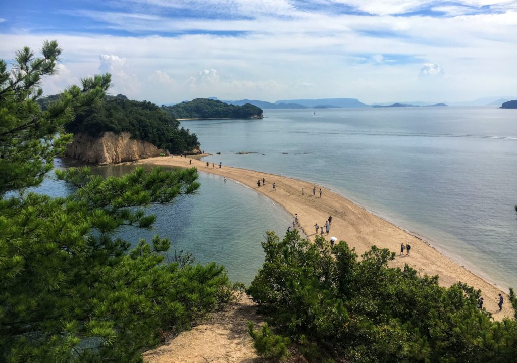 Shodoshima's Angel Road Teshima one day itinerary, Teshima in one day, Teshima itinerary, Teshima art island itinerary, Teshima museum map, Teshima how to get around