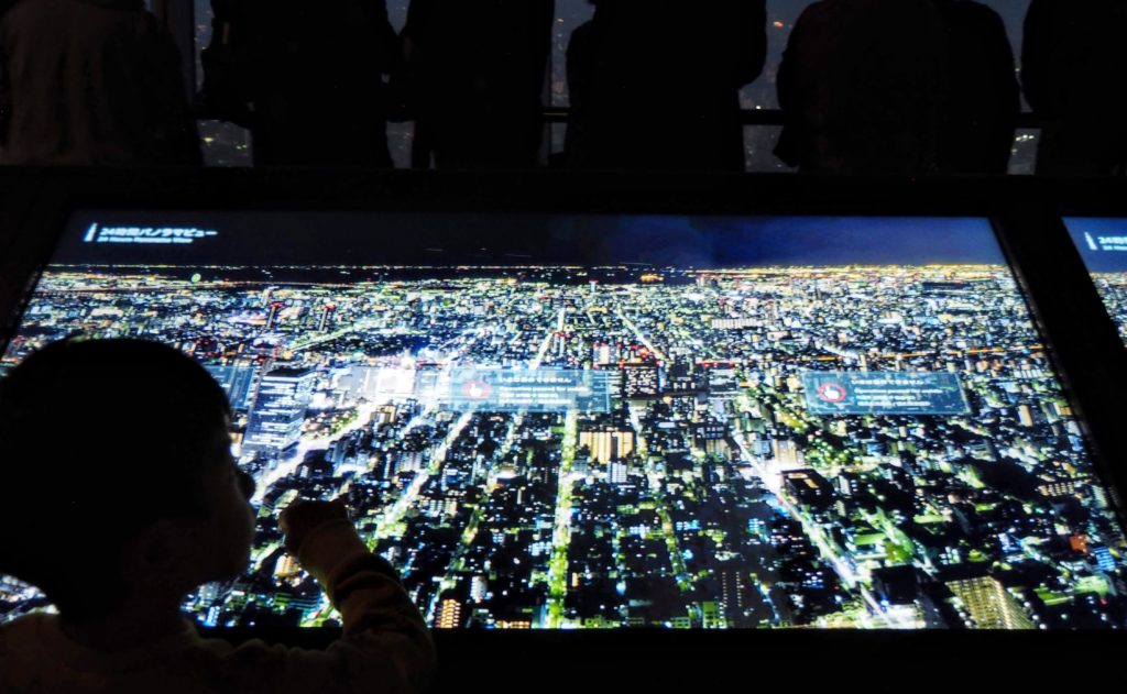 Tokyo Skytree Tembo deck vs Tembo Galleria, Tokyo Skytree Tembo Deck vs Galleria, Tokyo Skytree upper level view vs lower level, Tokyo Skytree upper level worth it? Tokyo Skytree deck vs Galleria view difference, Tokyo skytree galleria worth it? 450m vs 350m views