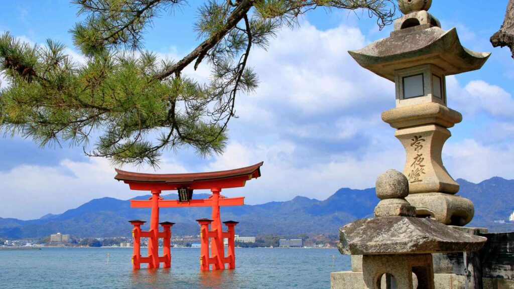 Hakone Free Pass map, one day in Hakone itinerary, Hakone Day trip itinerary, Tokyo to Hakone day trip itinerary, Hakone day trip from TOkyo itinerary cover