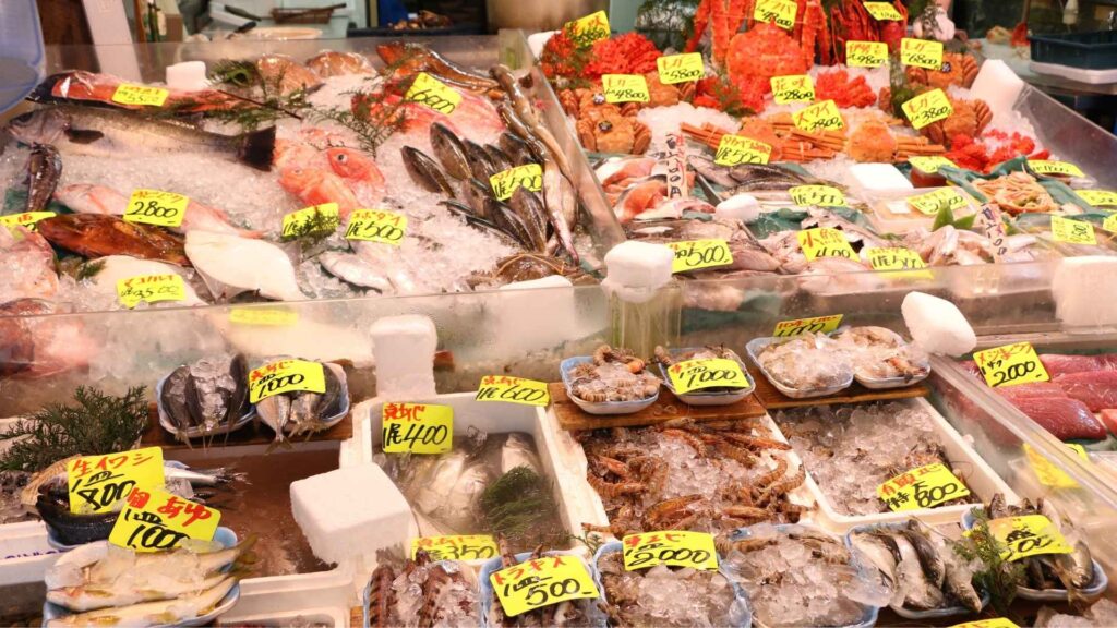 Tsukiji fish market, Top things to do in Tokyo, best things to do in Tokyo, unmissable things to do in Tokyo, Tokyo bucket list