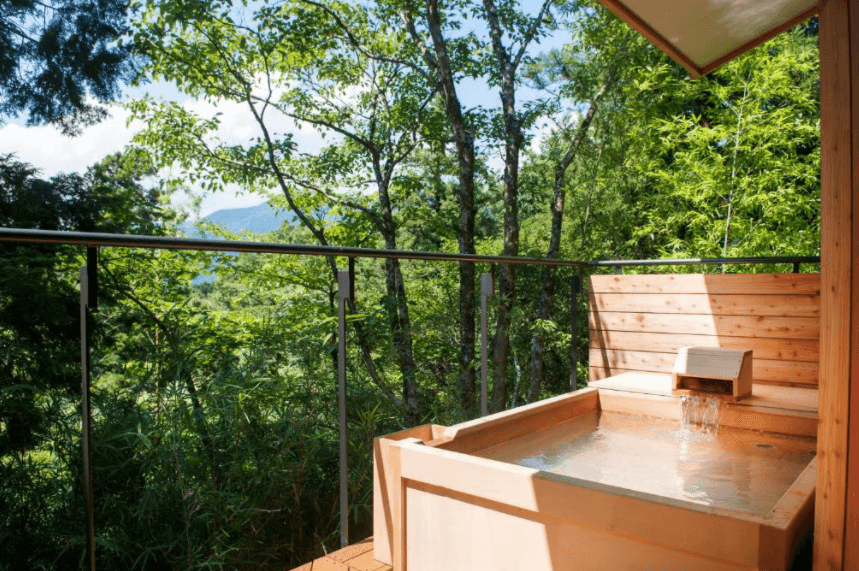 Hakone ryokan with private onsen, onsen in Hakone, best hakone ryokan with onsen. Hakone Hoshi no Akari, Hakone Suimeisou, Hakone Ashinoko Hanaori, Senkyoro Ryokan, Hakone Airu, Kansuiro Ryokan, OKCS Retreat Hakone Villa, Tensui Saryo Ryokan, Hakone Kyuan, Yoshimatsu