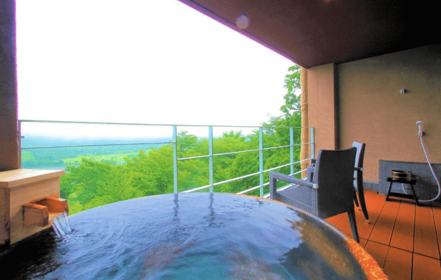 Hakone ryokan with private onsen, onsen in Hakone, best hakone ryokan with onsen. Hakone Hoshi no Akari, Hakone Suimeisou, Hakone Ashinoko Hanaori, Senkyoro Ryokan, Hakone Airu, Kansuiro Ryokan, OKCS Retreat Hakone Villa, Tensui Saryo Ryokan, Hakone Kyuan, Yoshimatsu