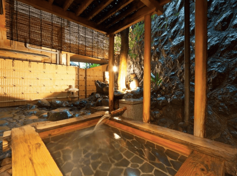 Hakone ryokan with private onsen, onsen in Hakone, best hakone ryokan with onsen. Hakone Hoshi no Akari, Hakone Suimeisou, Hakone Ashinoko Hanaori, Senkyoro Ryokan, Hakone Airu, Kansuiro Ryokan, OKCS Retreat Hakone Villa, Tensui Saryo Ryokan, Hakone Kyuan, Yoshimatsu