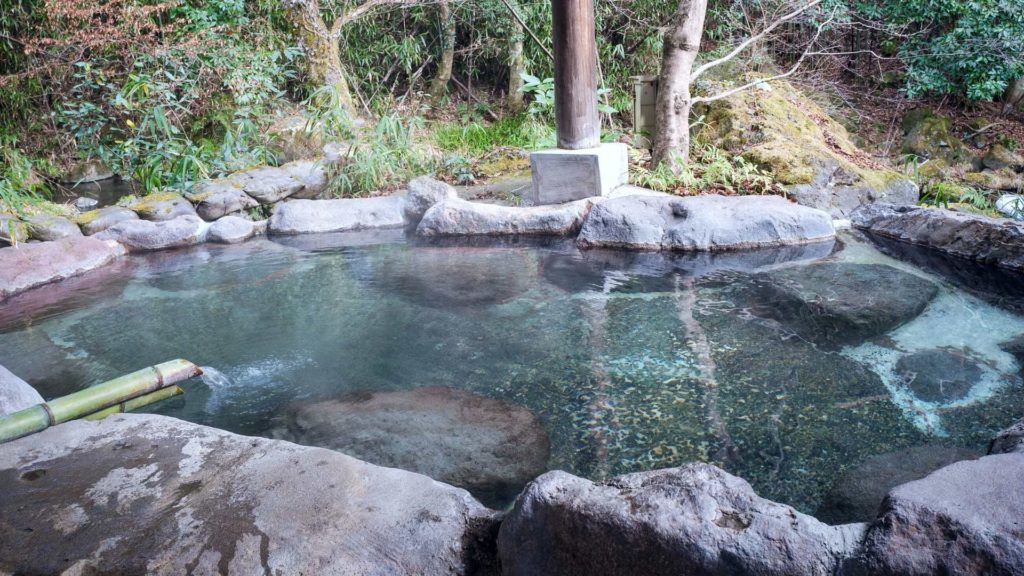 Beppu hotels with private onsen, Beppu ryokan with private onsen, Private Japanese hot springs in Beppu, Kyushu, where to stay in Beppu Japan, Onsen hot springs in Japan