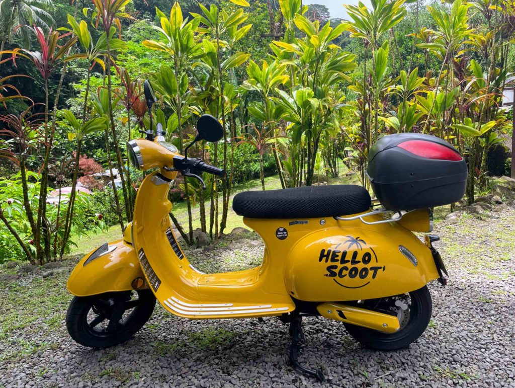 Scooter rental in Tahiti, Scooter rental in Moorea, Hello Scoot rental in Tahiti, electric scooter rental in Tahiti. Rent a scooter in Tahiti, eco friendly travel