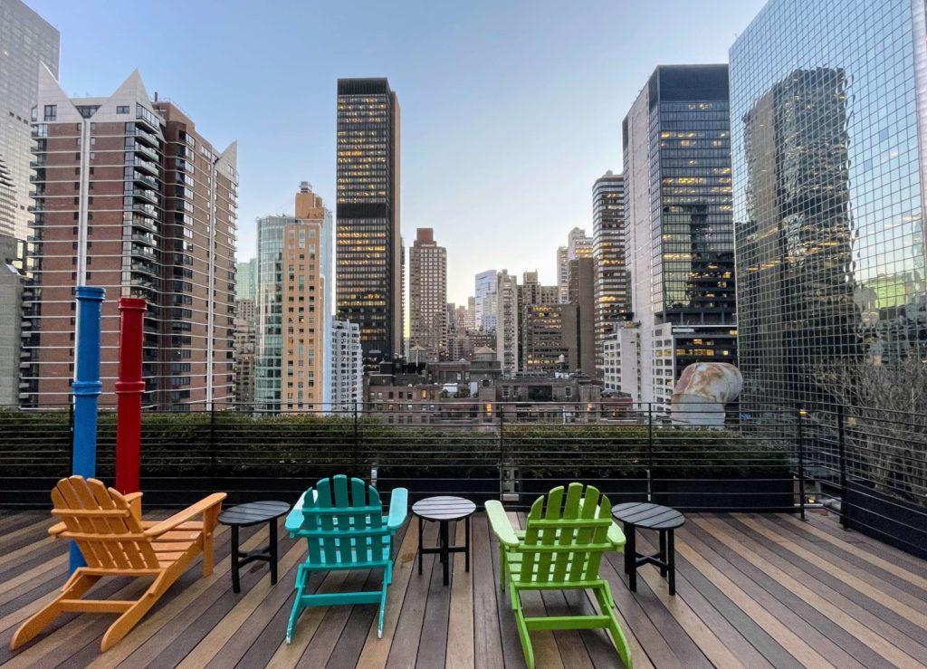 Pod 51 vs Pod 39 in NYC, Pod Hotels in New York City review, Pod 51 review, Pod 39 review, Pod 51 and Pod 39 in New York City what to expect, tips for staying at Pod 51 vs Pod 39