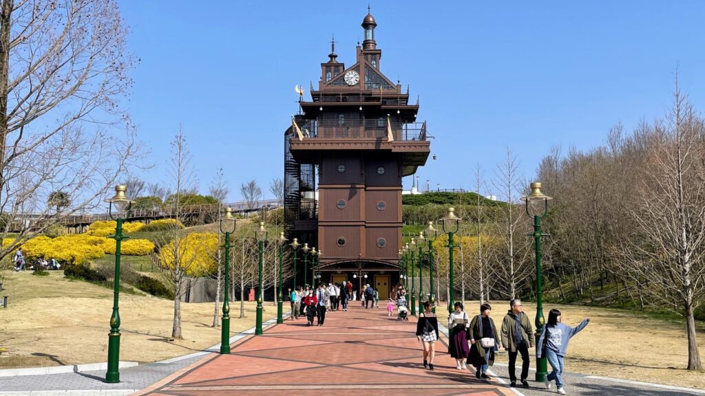 Ghibli Park vs Ghibli Museum, which is better? Studio Ghibli attractions in Japan, Visiting Ghibli Park vs Ghibli Museum, which should you visit? Elevator