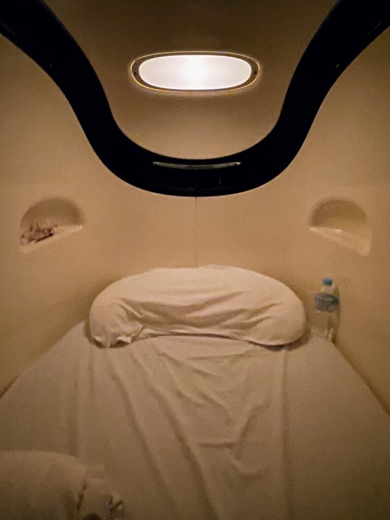 Capsule hotels in Japan for females, solo female travel capsule hotel Japan, Tokyo capsule hotels for women, female only Tokyo capsule hotels, what it's like to stay at a Japanese capsule hotel, Capsule hotel in Japan for women only ninehours 9h Nine hours capsule hotel