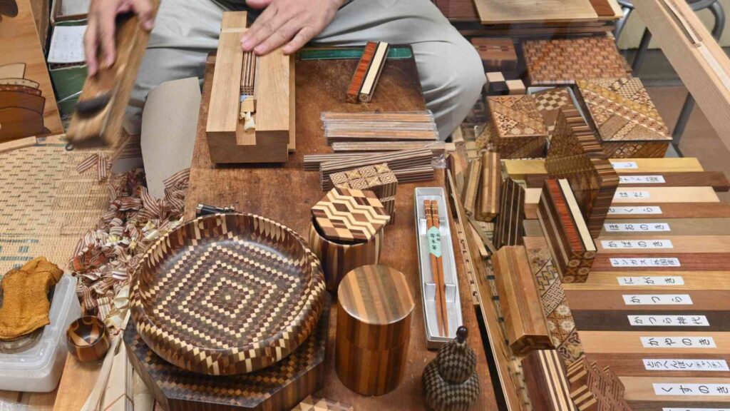 Things to do in Hakone, Hakone activties, unique things to do in Hakone, Japan. Off the beaten track Hakone, Hakone freepass, Hakone loop route