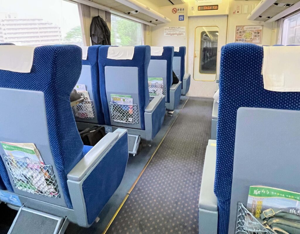 Nikko train from Tokyo, which is better Nikko or Hakone, Hakone vs Nikko which should you visit?